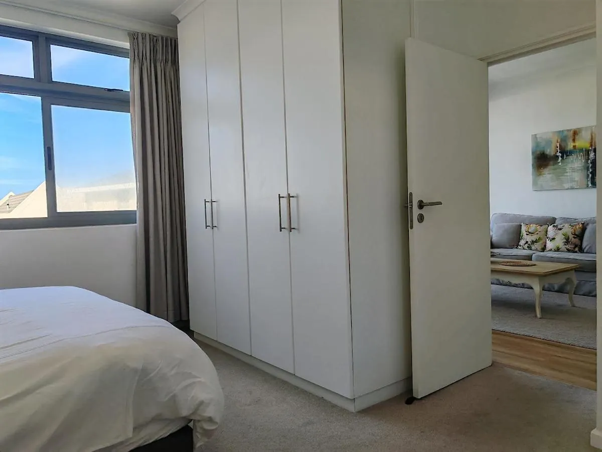 Courtside Views Empire Apartment Muizenberg