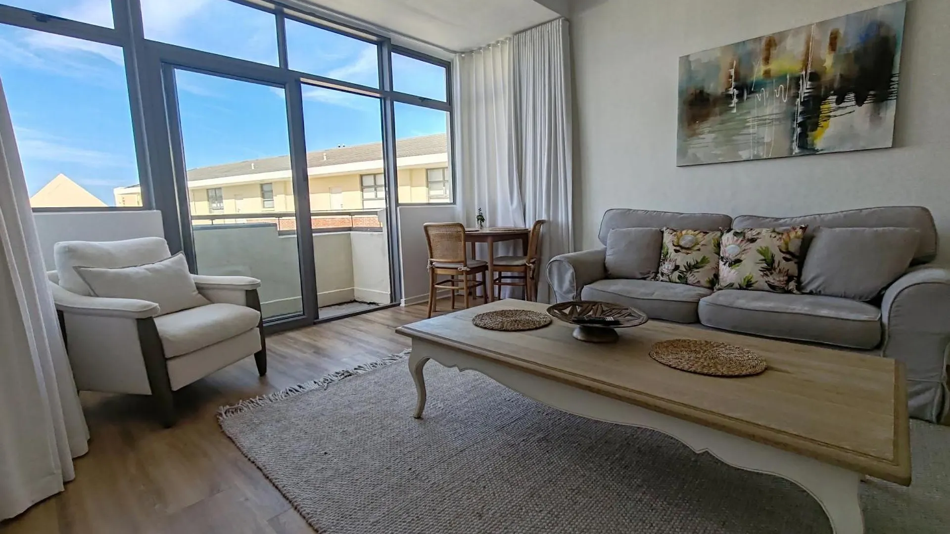 Courtside Views Empire Apartment Muizenberg South Africa