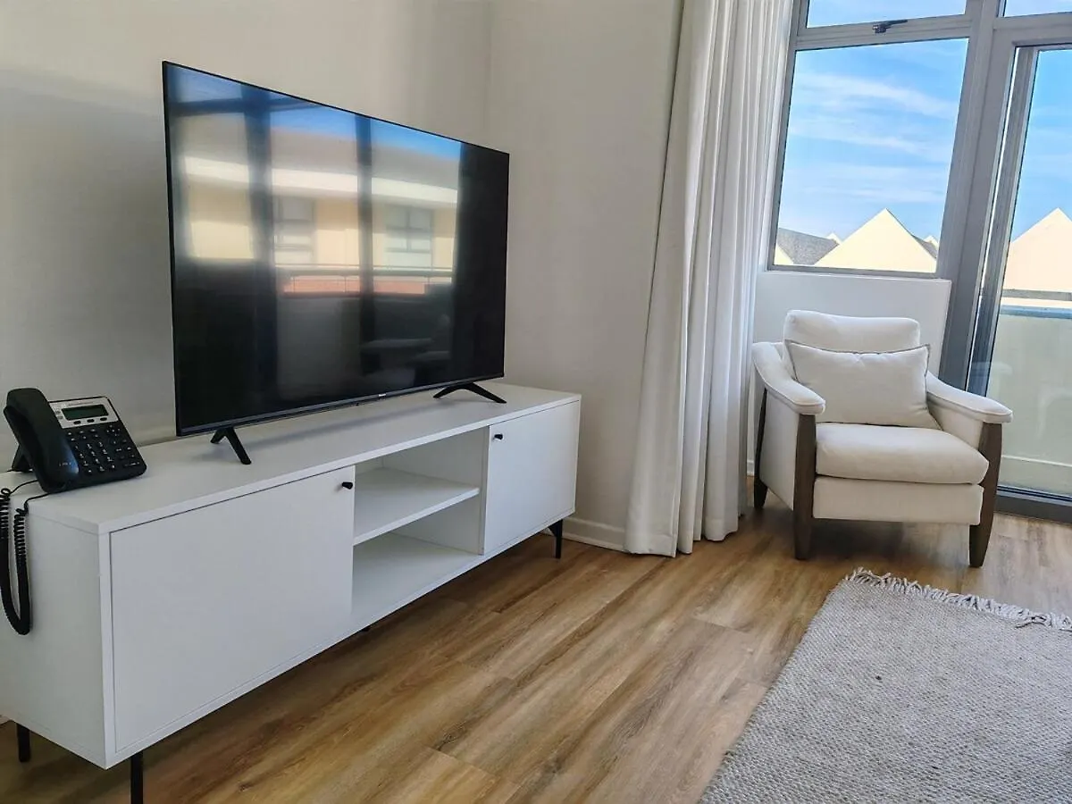 Courtside Views Empire Apartment Muizenberg 0*,